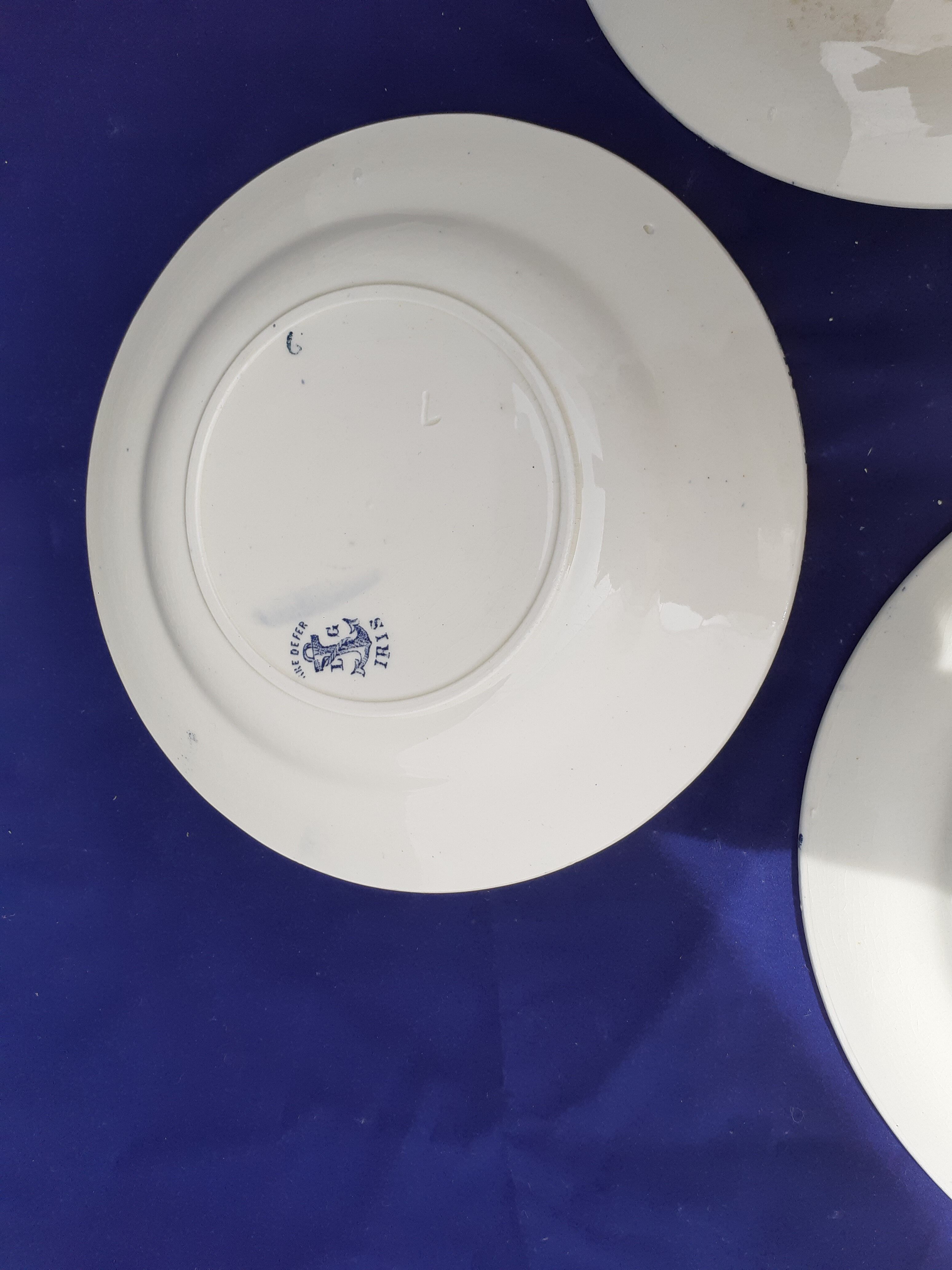 6 plates with dessert iris Clairefontaire