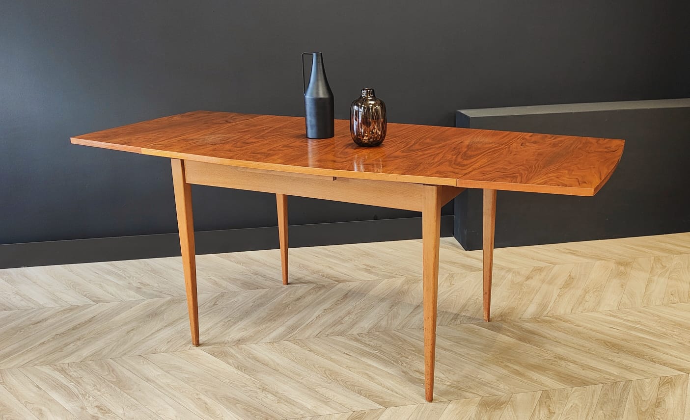 Mid century dining table vintage - extendable