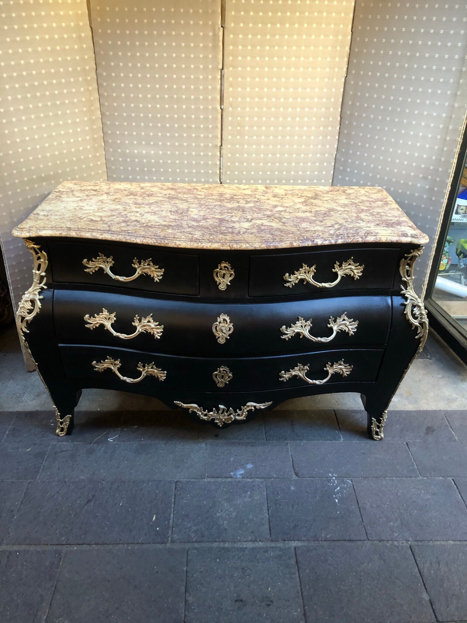 Chest of drawers "tomb" patinated black regency style