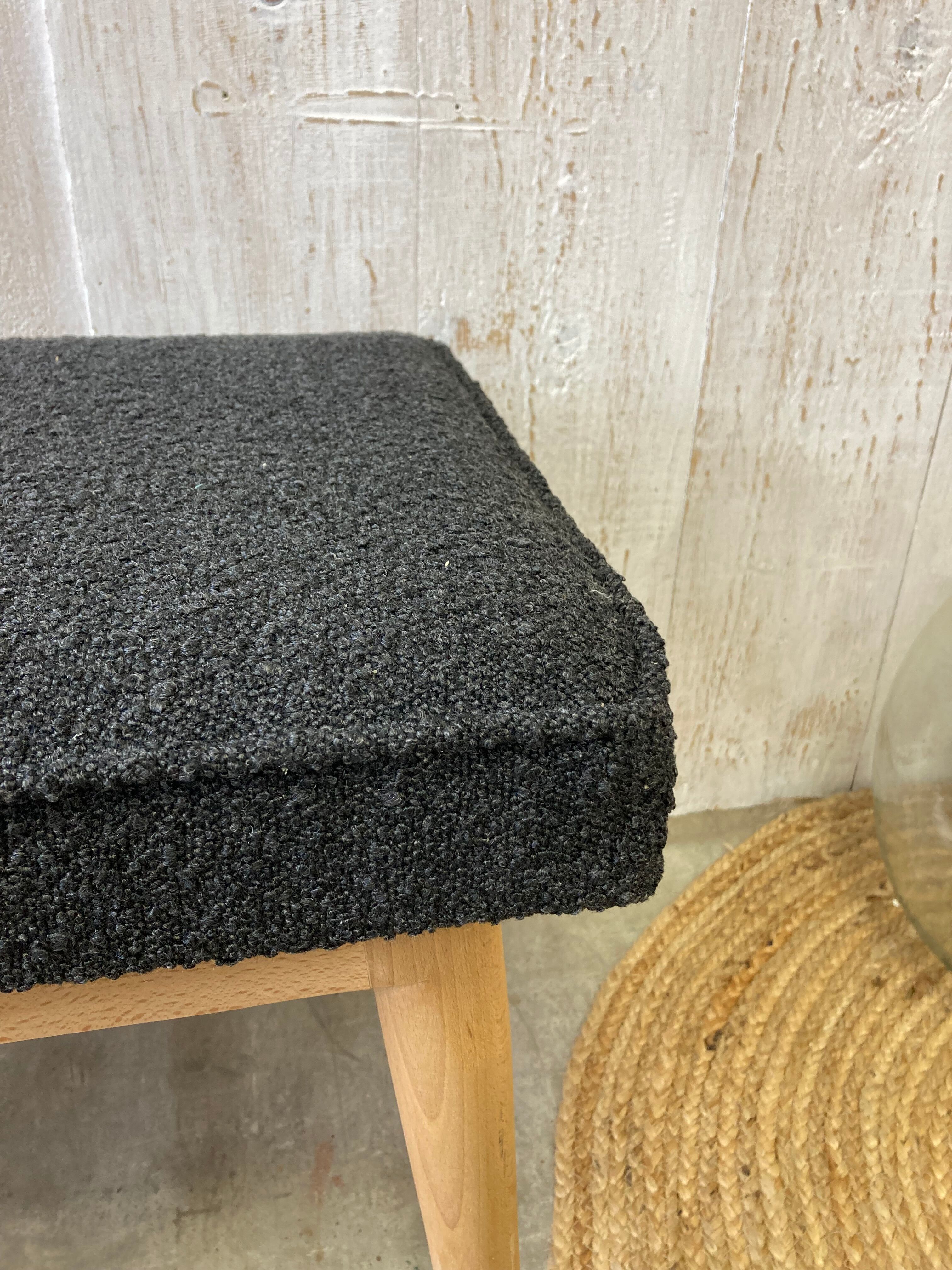 Bench with Scandinavian line