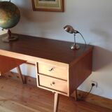 Desk of the 50s foot compass