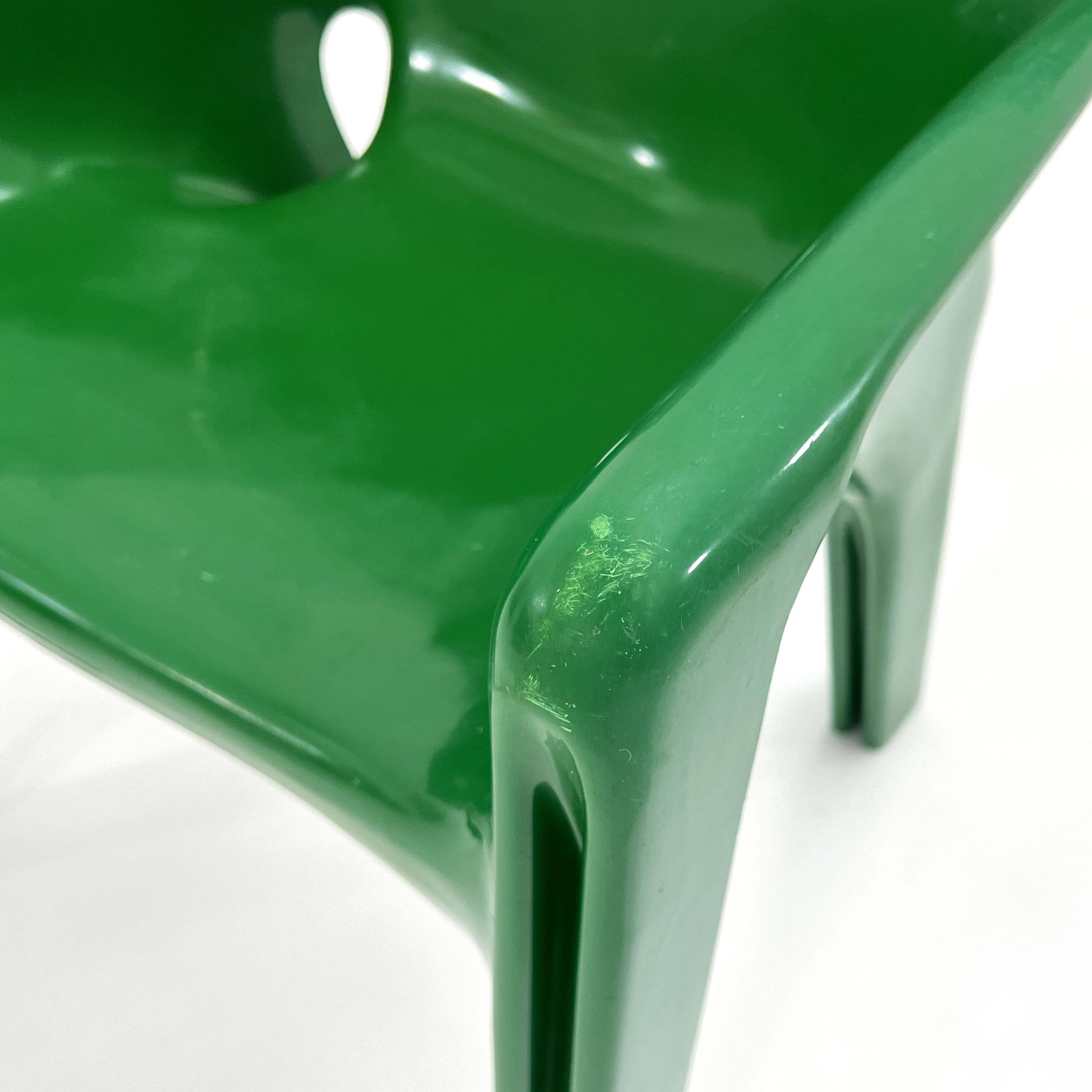 Fauteuil Vert Gaudi de Vico Magistretti pour Artemide, 1970