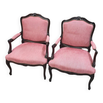 paire de fauteuils de style Louis XV