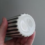 4 verres en verre blanc fin lignés