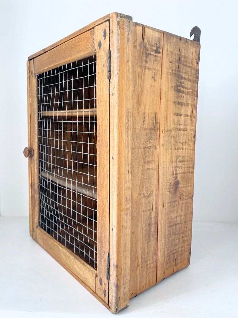 Wooden wall-mounted toilet cabinet