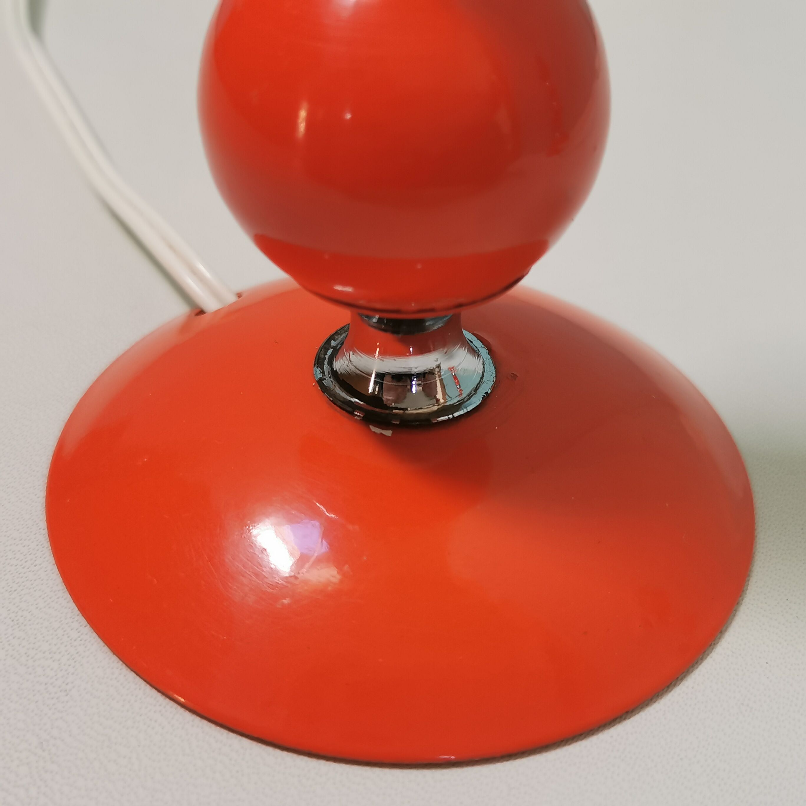 70s lamp feet