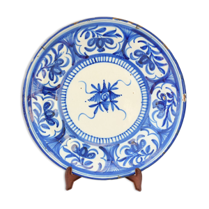 plat en faïence