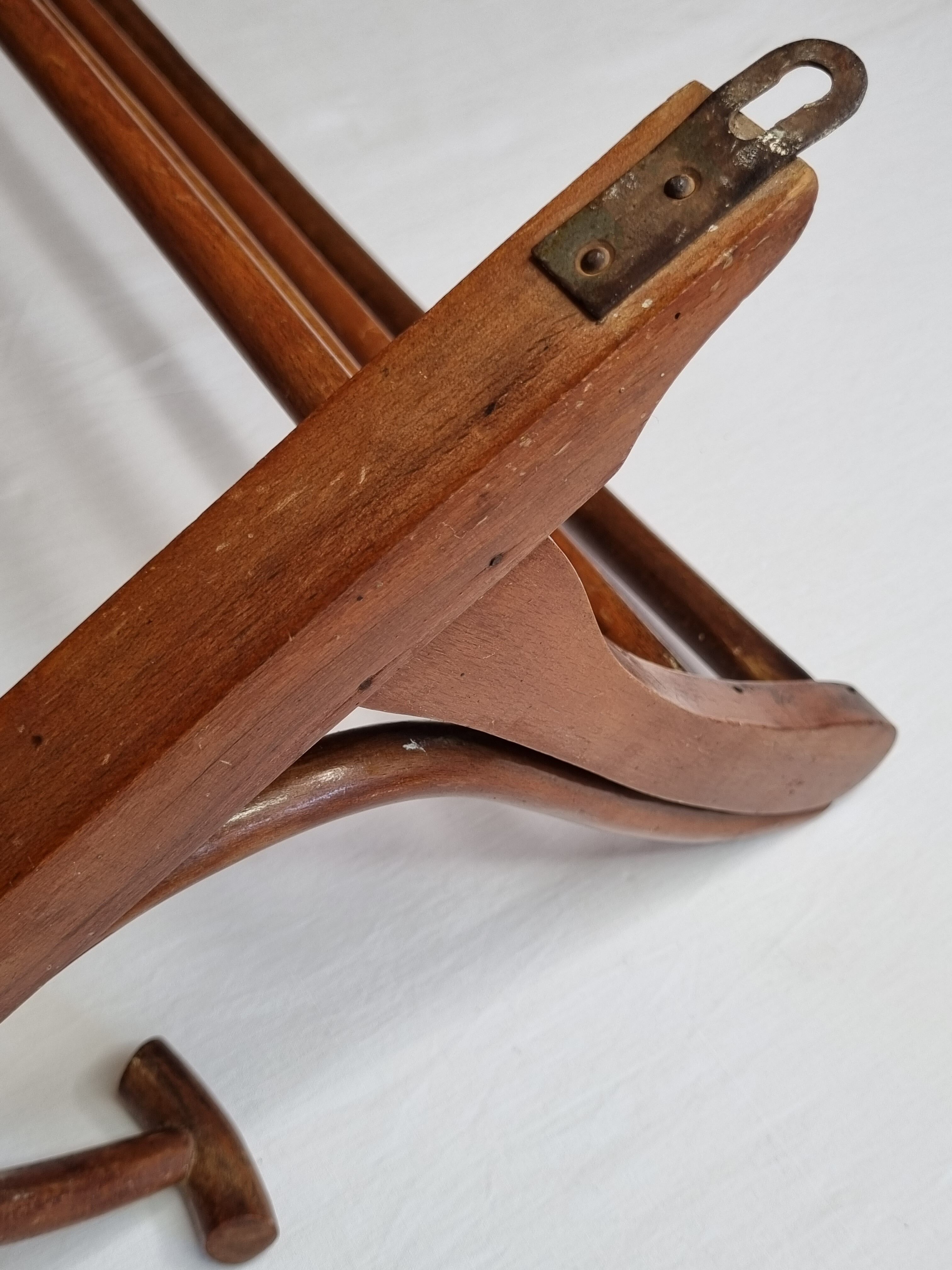 Old wall rack in curved wood, 1900s era