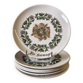 6 assiettes en faïence à fromages de chez Gien en bon état.