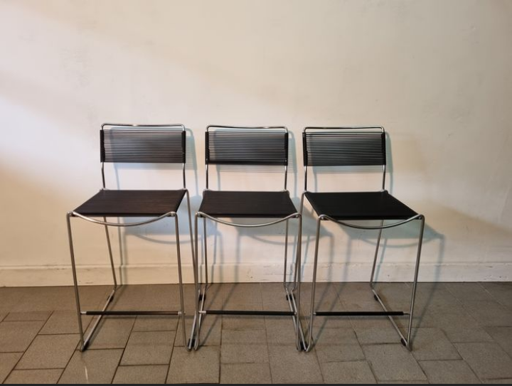 High stools Spaghetti dark gray design Giandomenico Belloti , edit by Alias