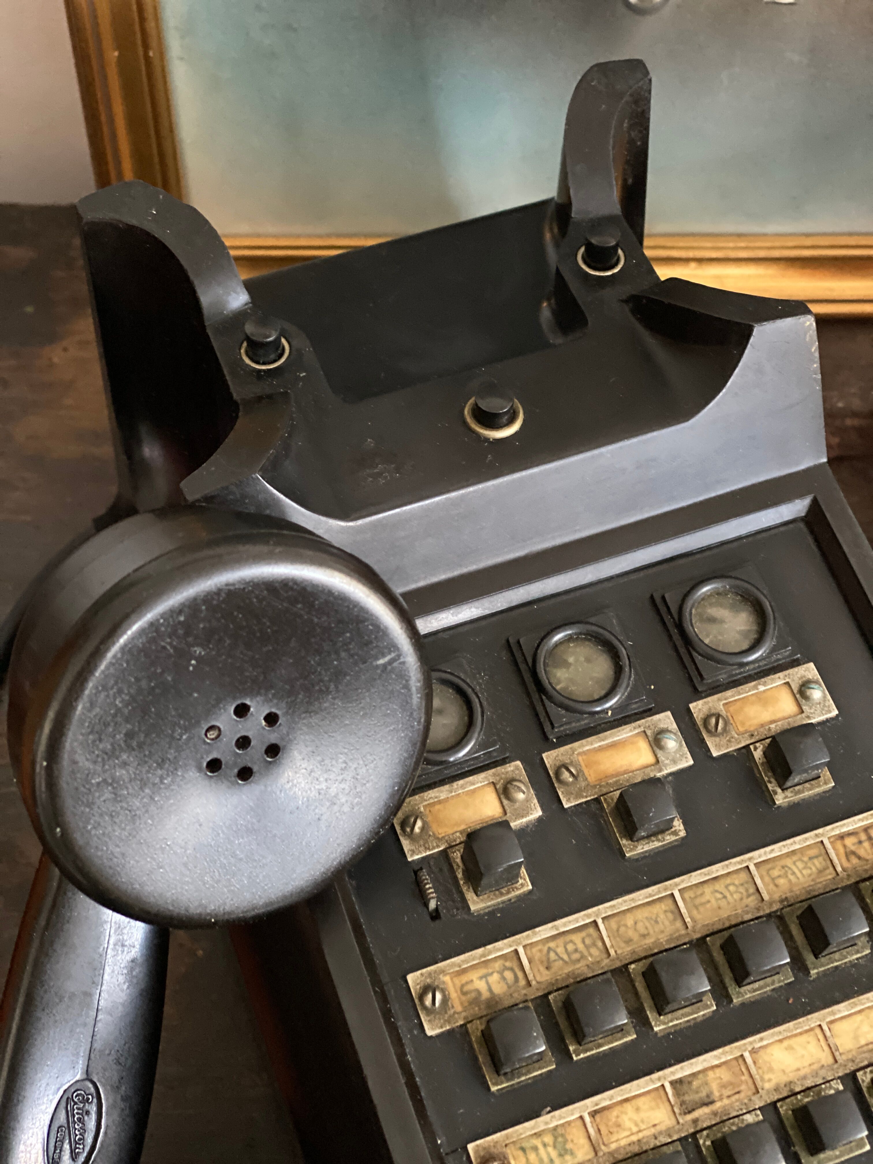 Téléphone bakélite vintage