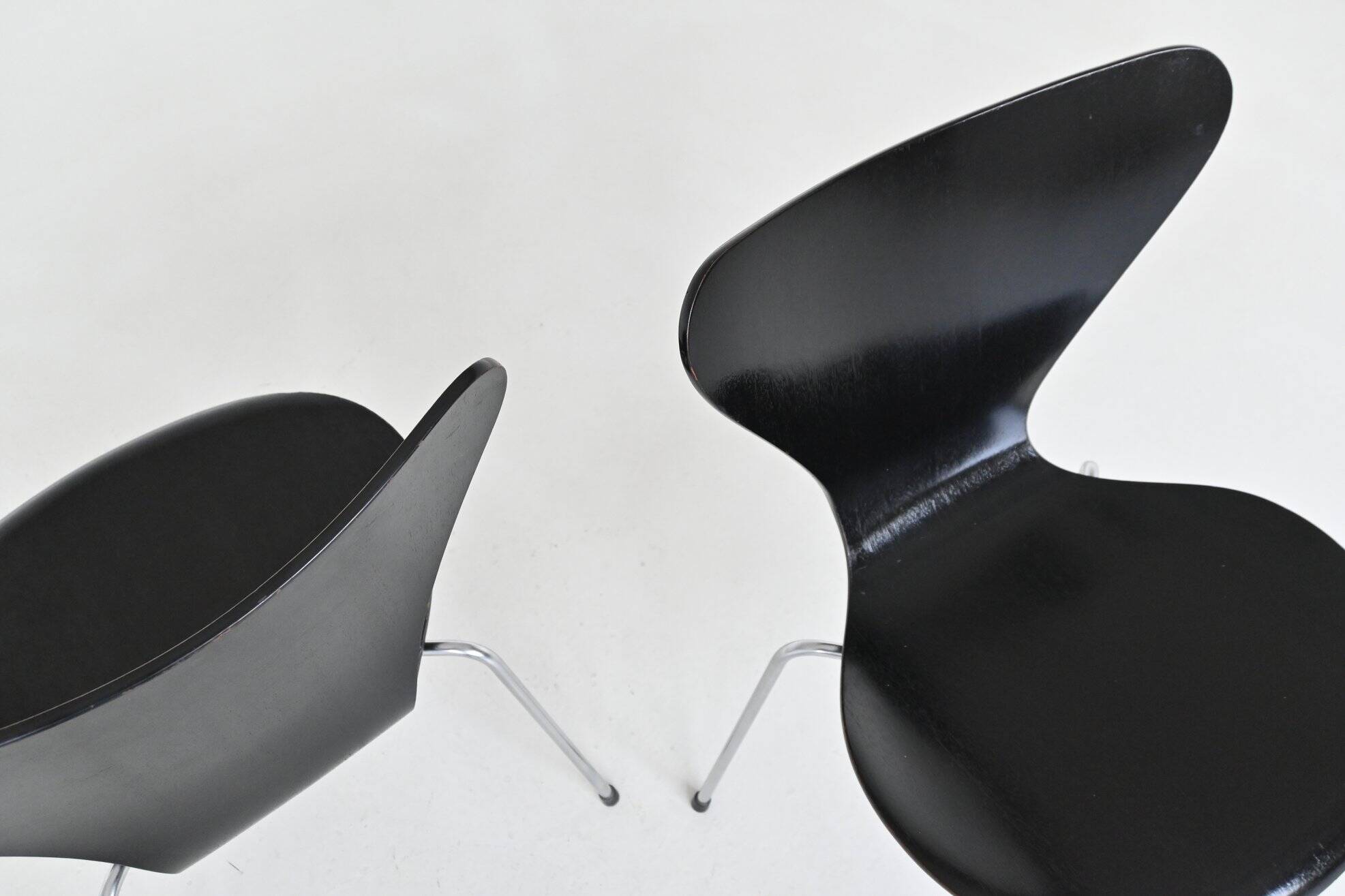 Arne Jacobsen 3107 'Butterfly' dining chairs Fritz  Hansen Denmark 1967