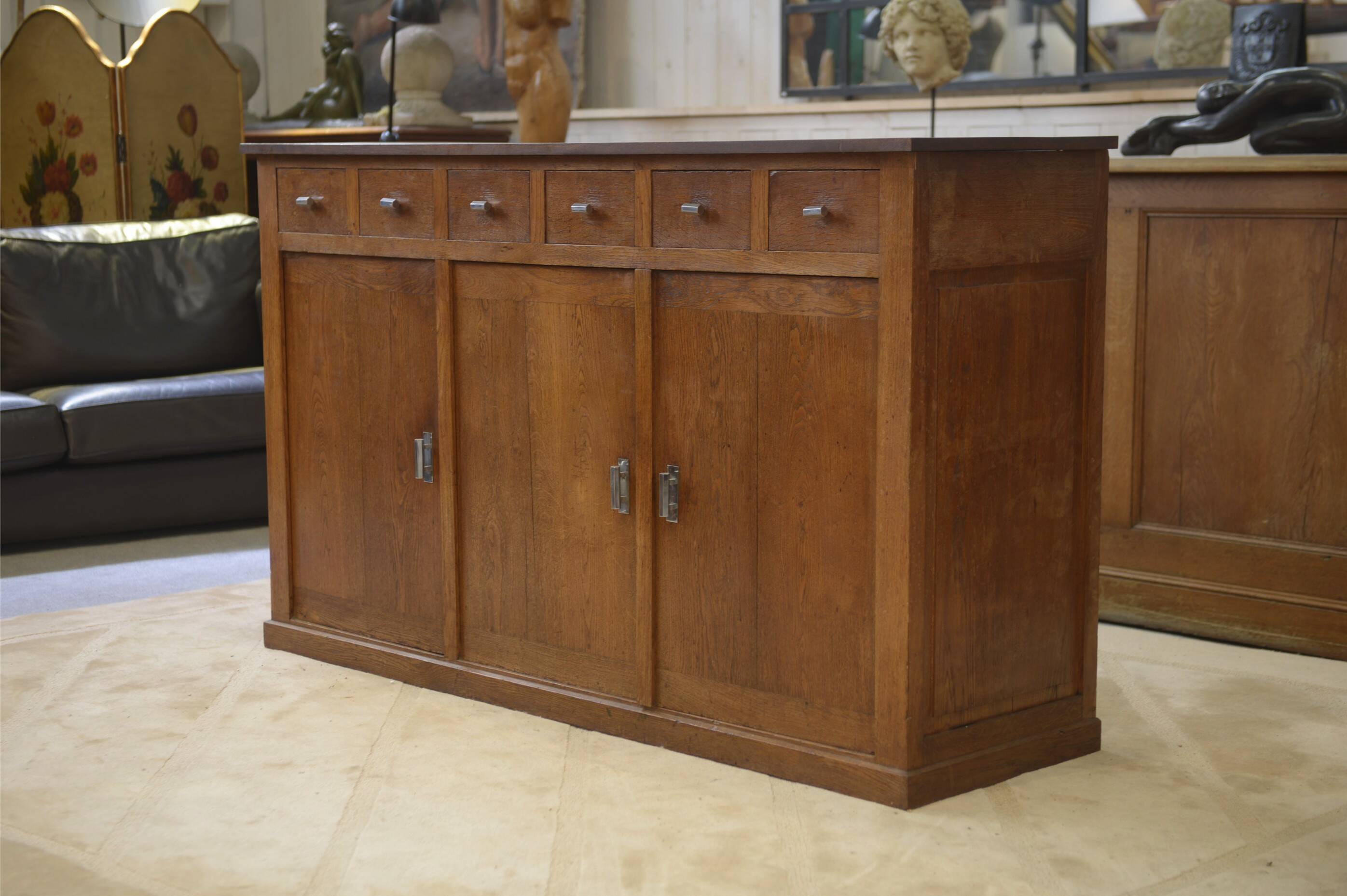 Buffet Art Déco moderniste en chêne massif 1940’s