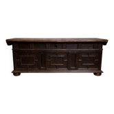 Antique carved oak chest from the Louis XIII - Louis XIV period.