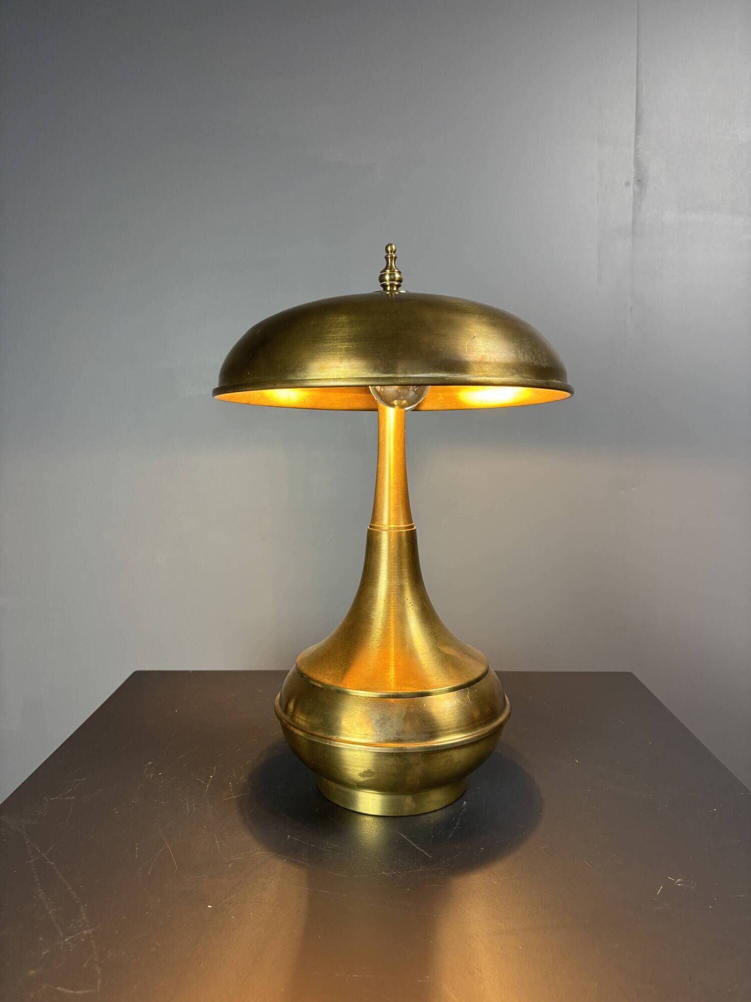 Midcentury Italian modernist brass dome mushroom table lamp, 1960s