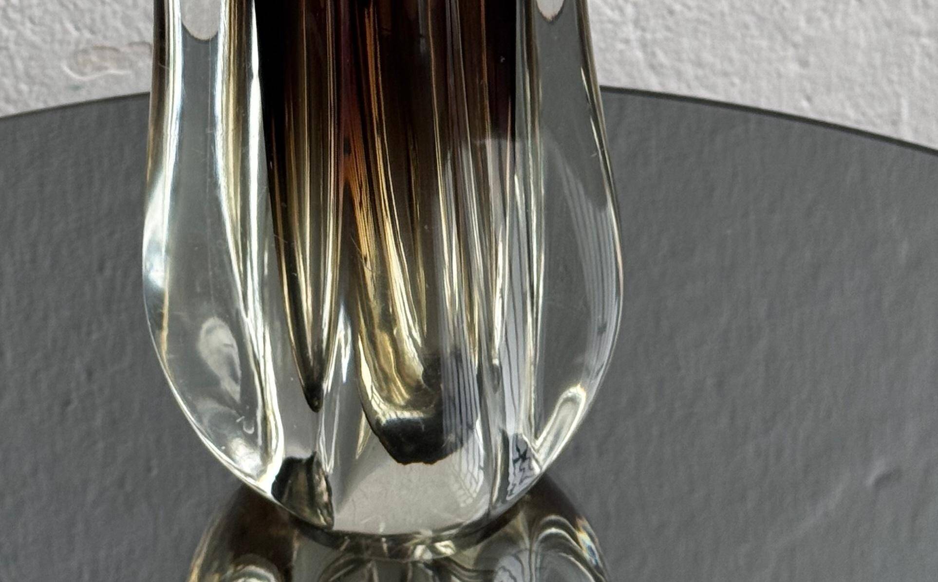 Vase en verre art vintage de style Murano Sommerso, en ambre et transparent