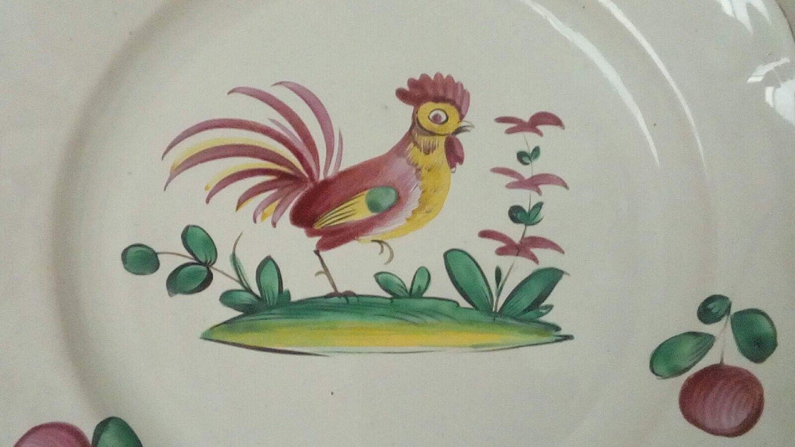 Luneville Saint Clement earthenware plate decorated with rooster late 19th century
