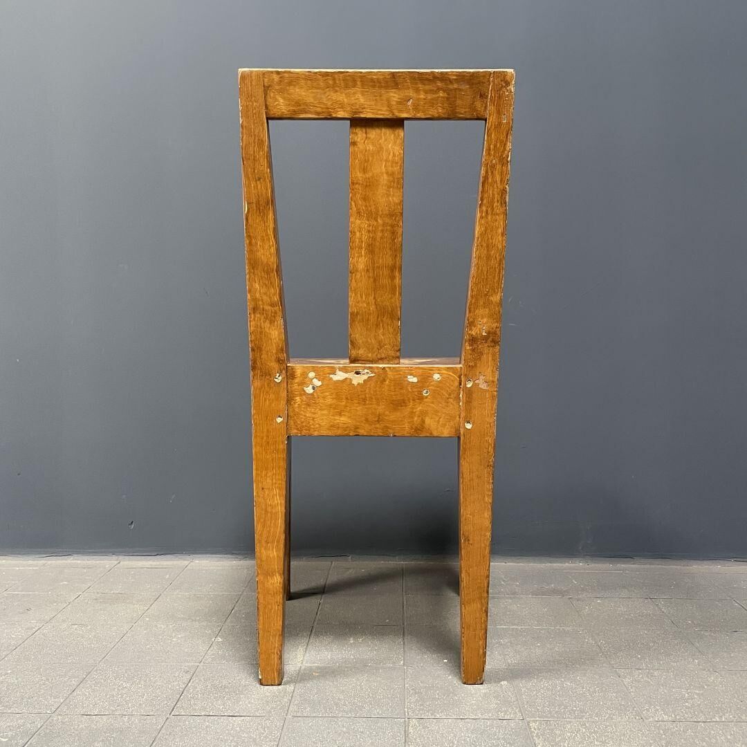 Set of 2 painted Swedish chairs