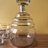 Set including a decanter of aperitif and seven glasses