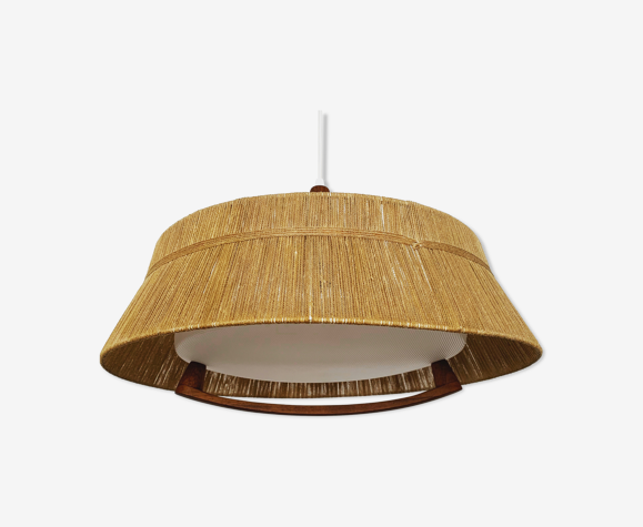 Suspension en raffia et teck par Temde