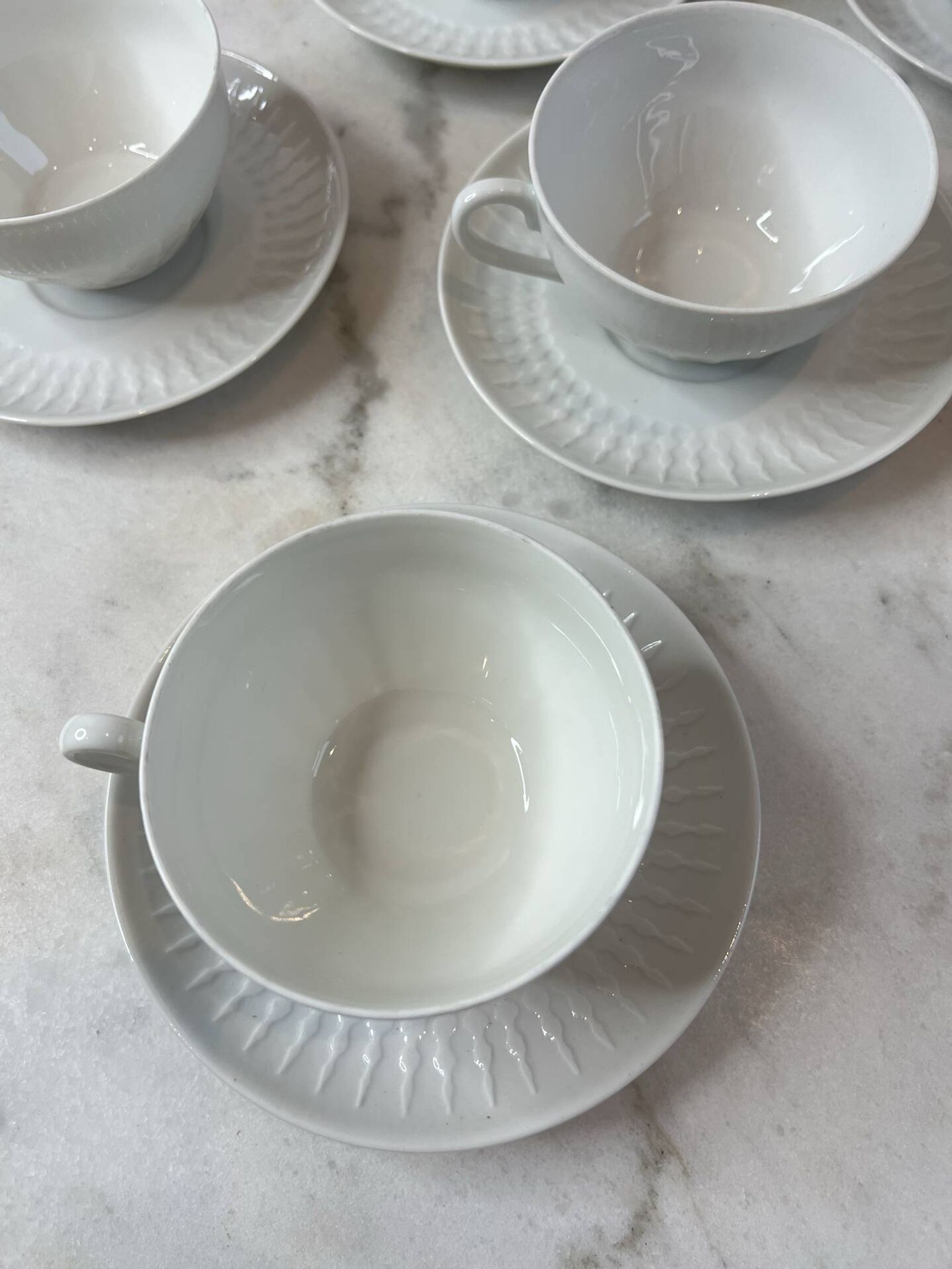 Set of 6 porcelain cups and saucers F. Chauvigny