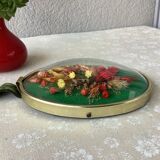 Frame dried flowers oval domed glass