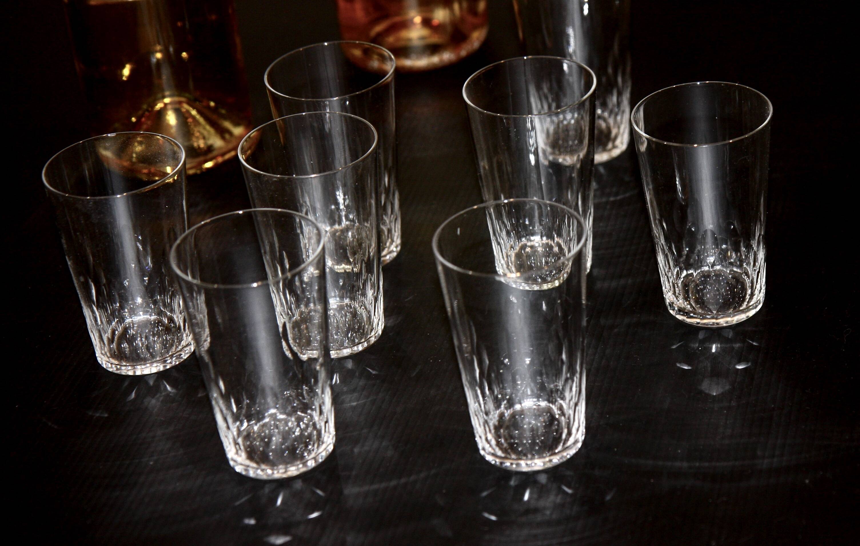 8 Baccarat goblet glasses in cut crystal.