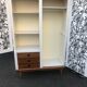 Armoire vintage pieds compas