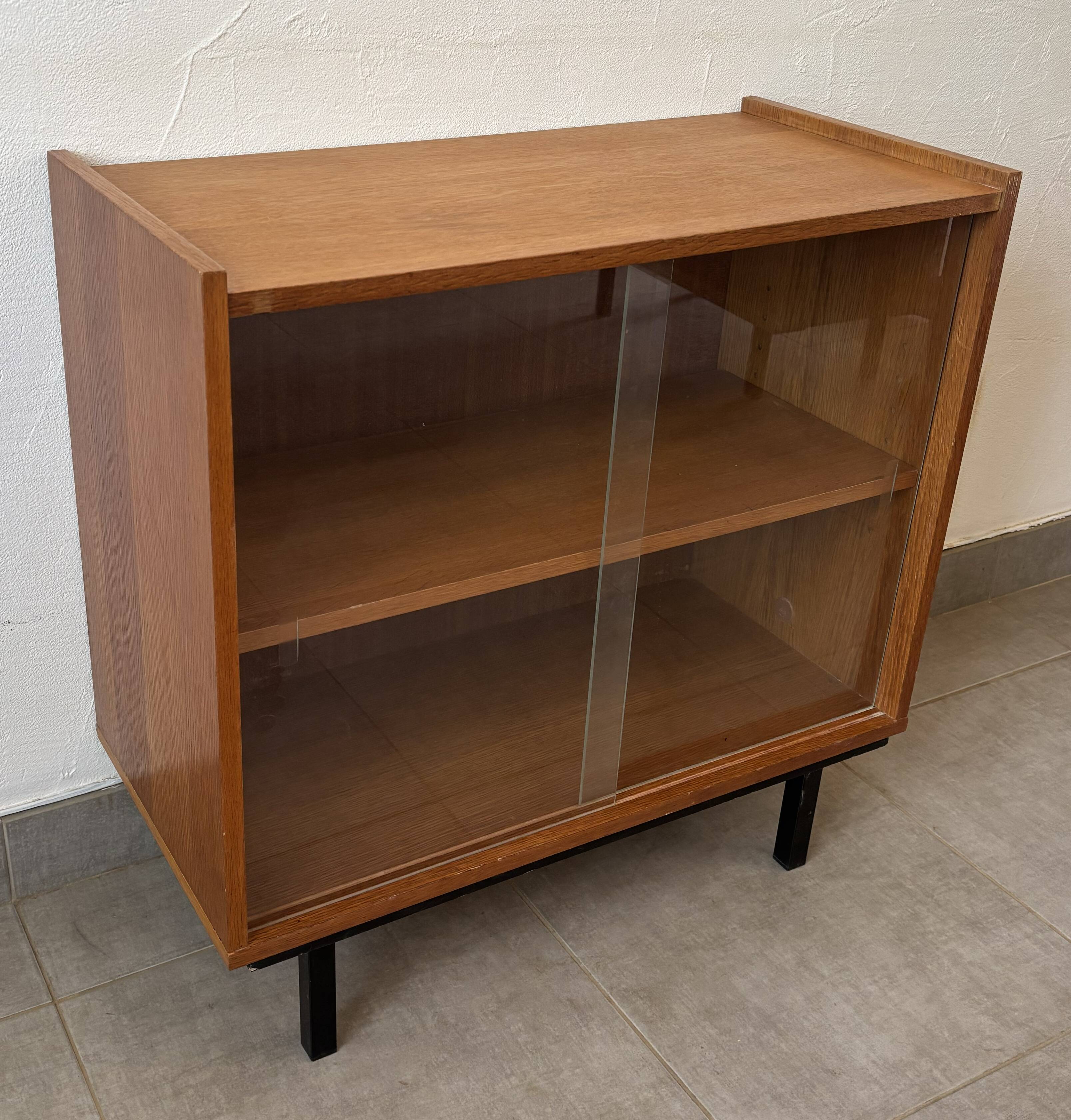 Vintage oak display cabinet from the 1960s.