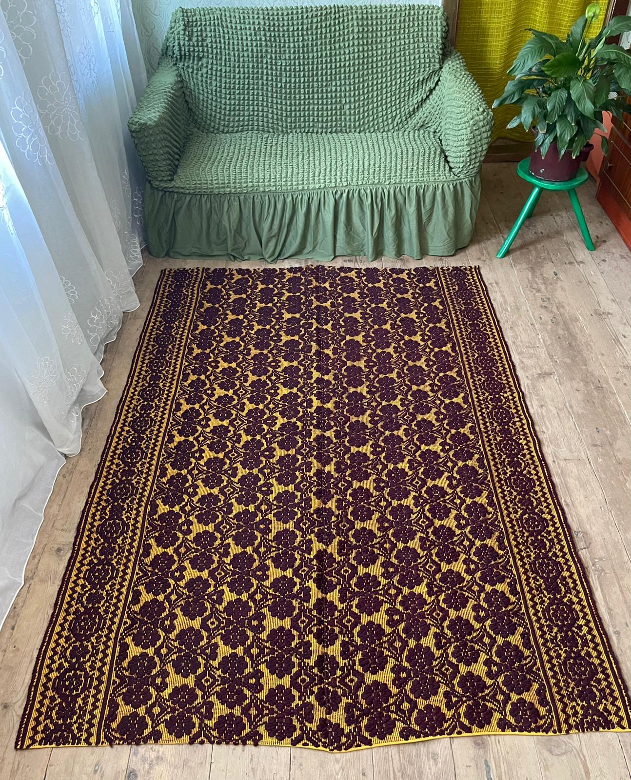 Tapis brun tissé à la main Teppich Roumanie 204x146cm