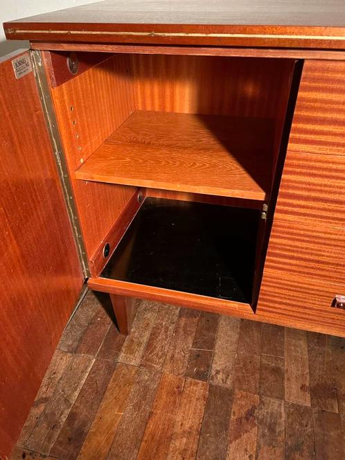 MCM teak sideboard 60s