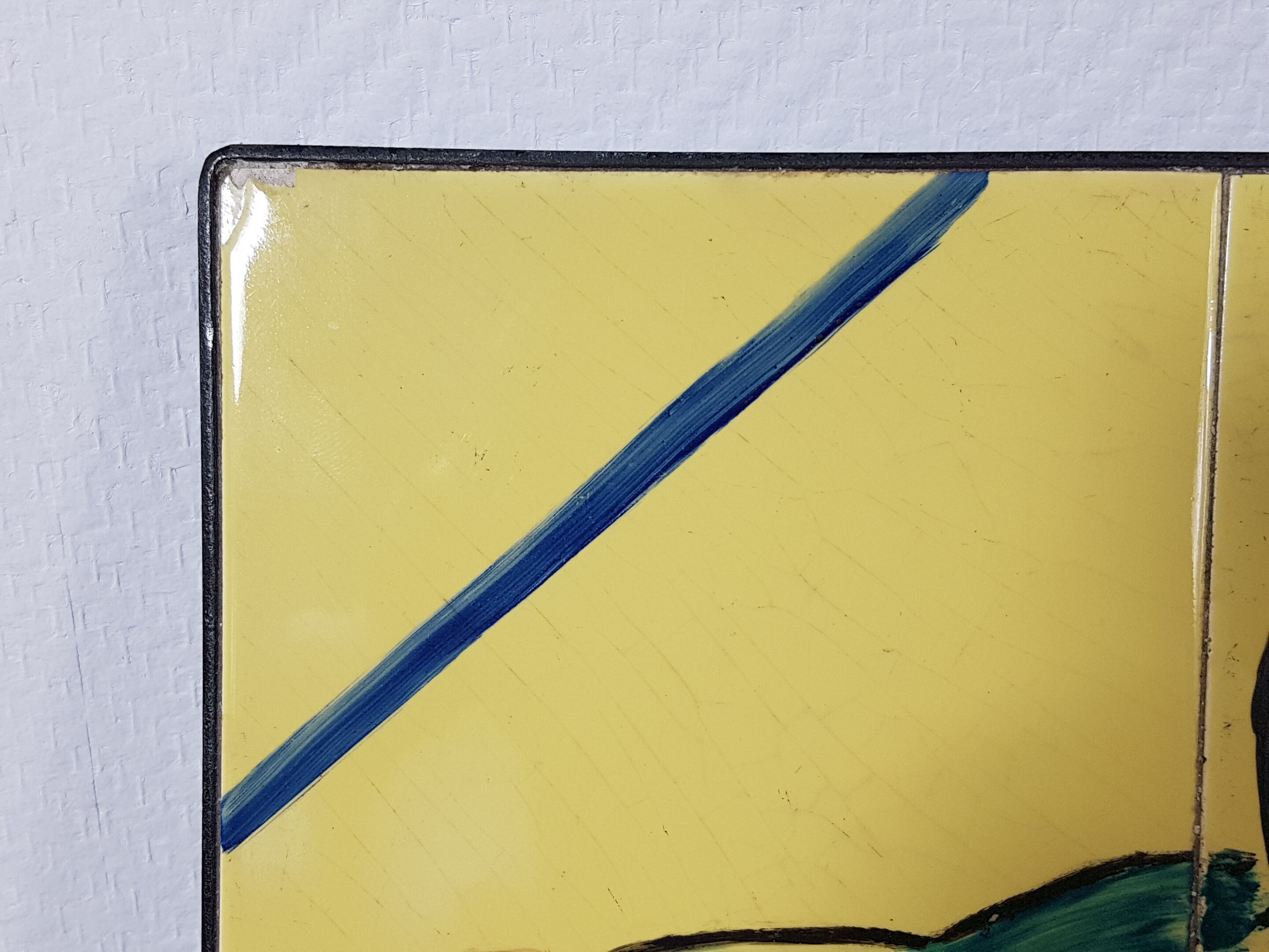 Wrought iron coffee table porcelain tray painted with a vintage Provencal scene 60s/70s