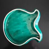 Empty shell-shaped pocket