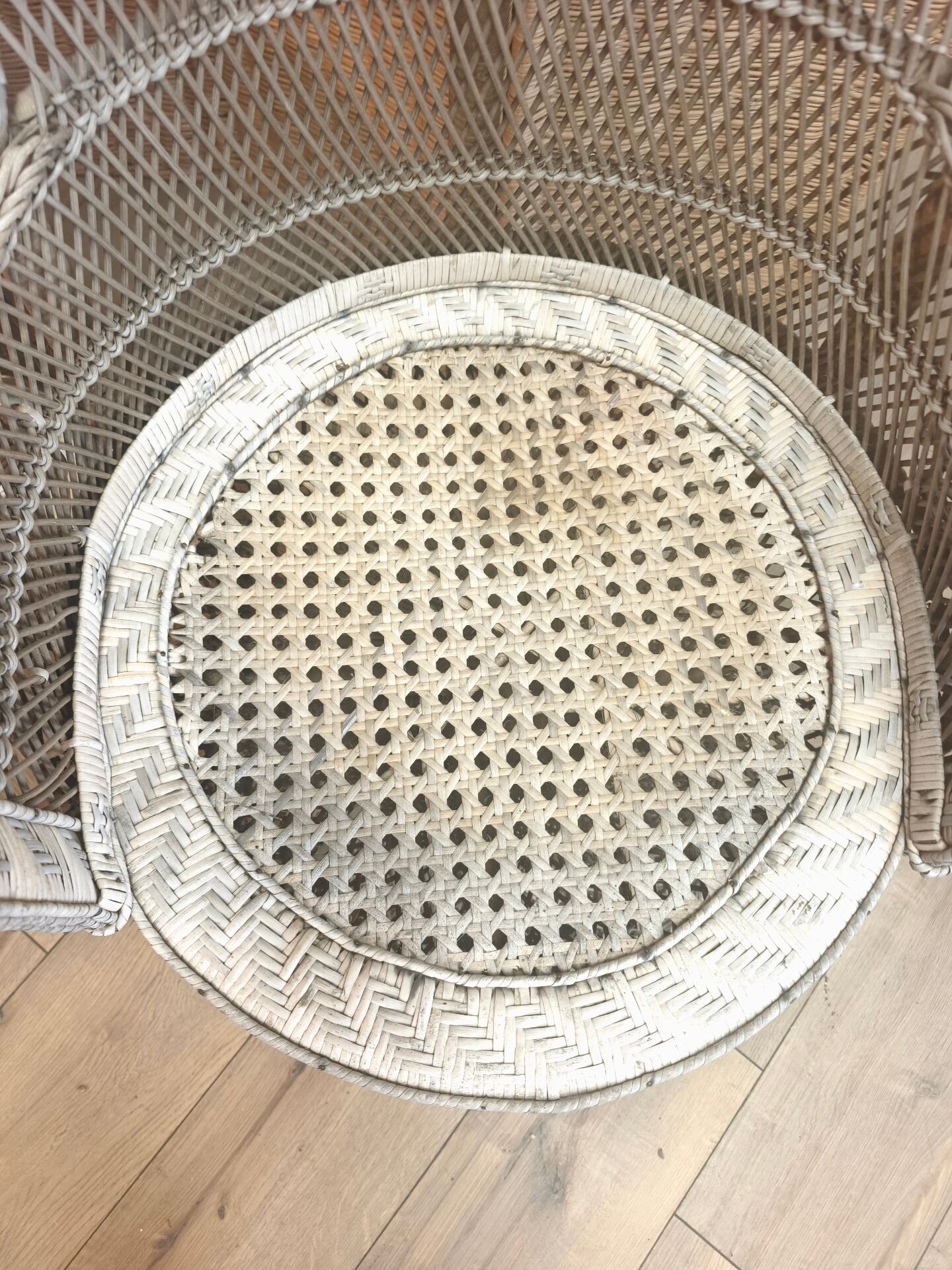 Antique armchair in rattan and wicker