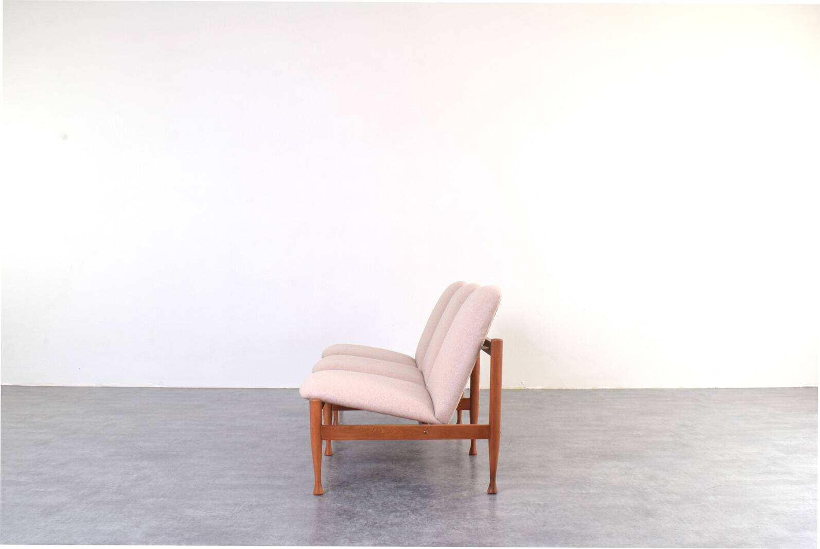 Mid-Century Sofa by Marian Grabiński, 1960s.