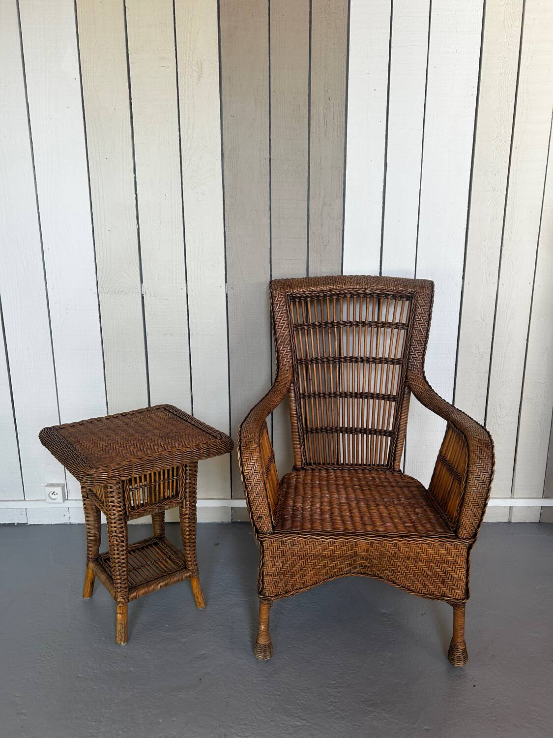Vintage rattan armchair with side table