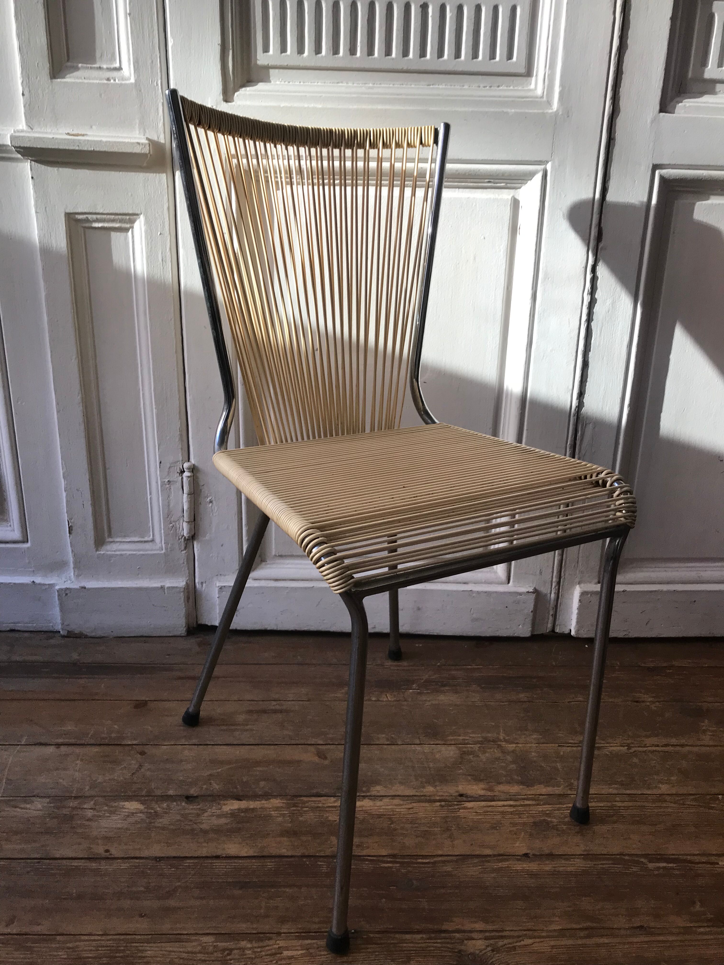 Chaise scoubidou vintage