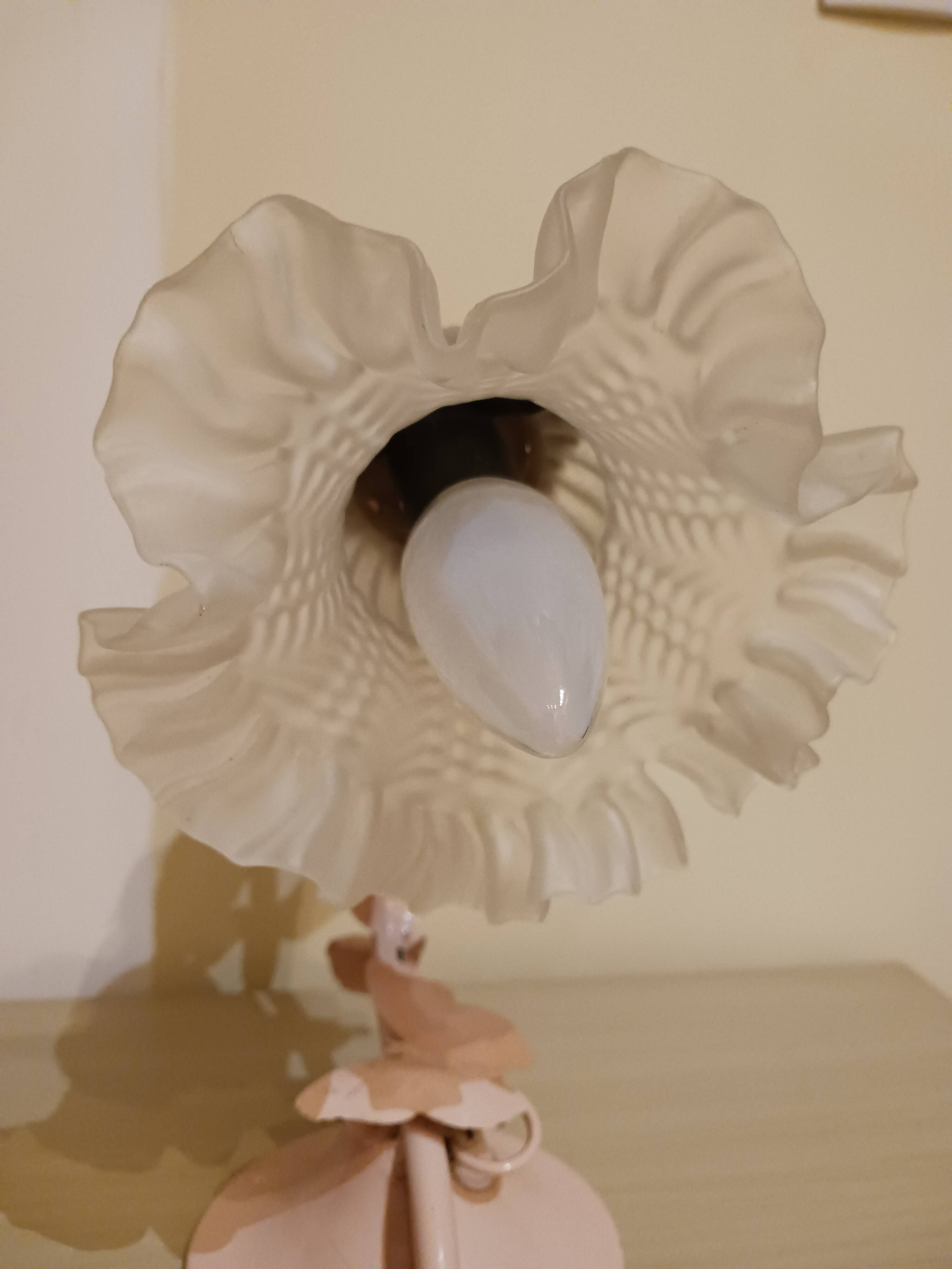Antique wall lamp, tulip.