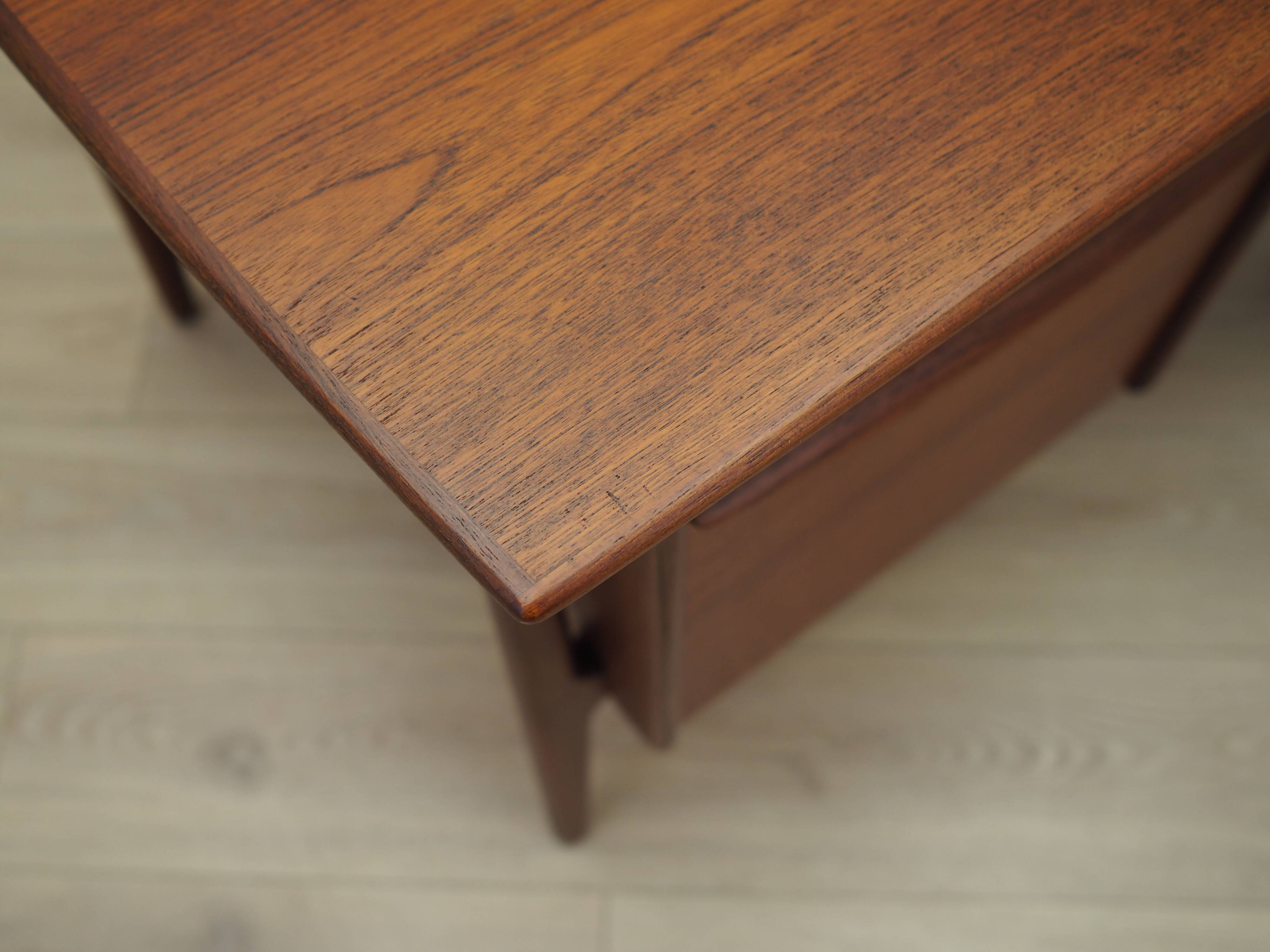 Teak desk, Danish design, 1960s, designer: Svend Age Madsen
