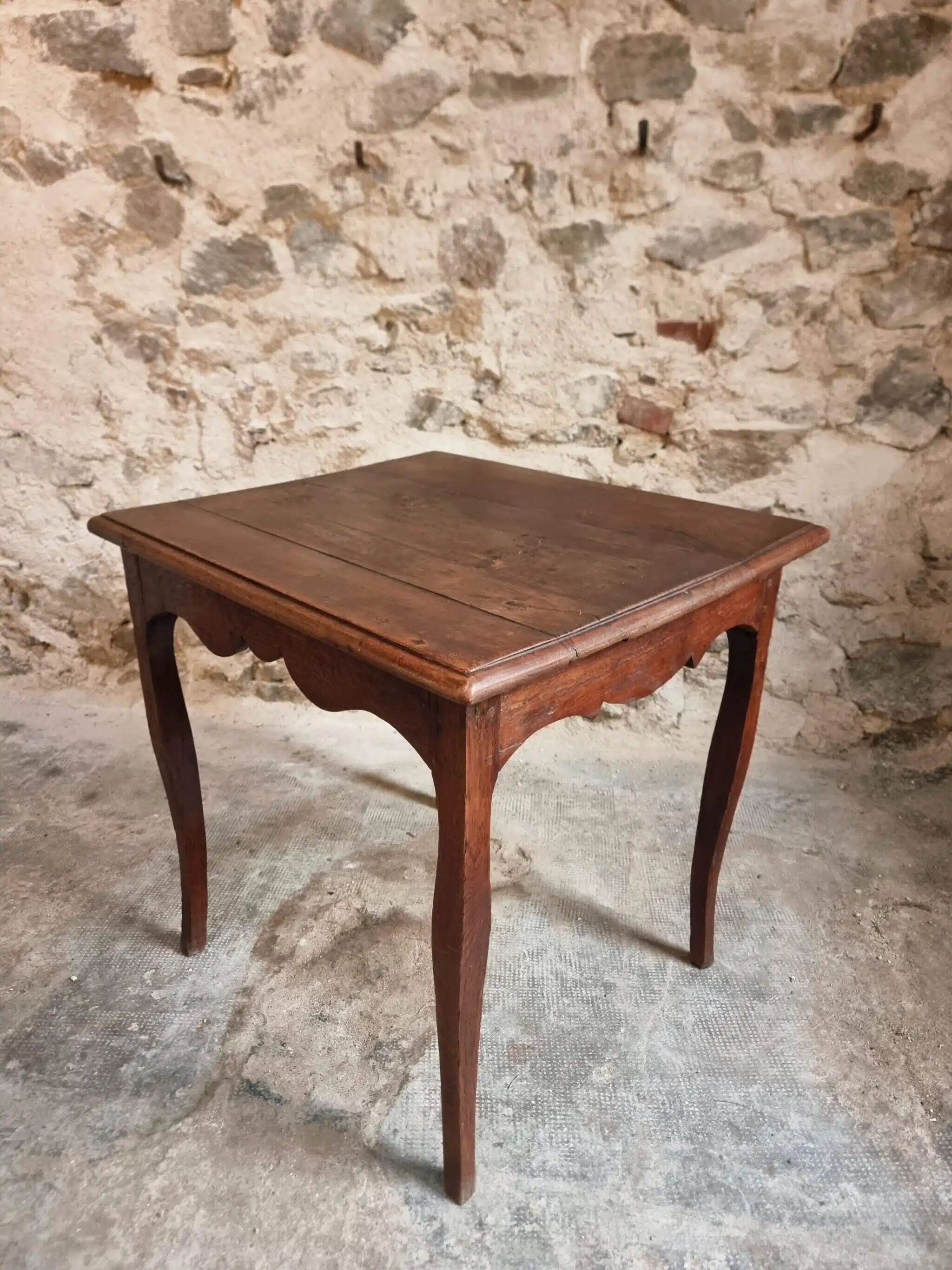 Antique oak side table, provincial writing table from the 18th century, Louis XV style.