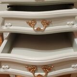 2 bedside tables