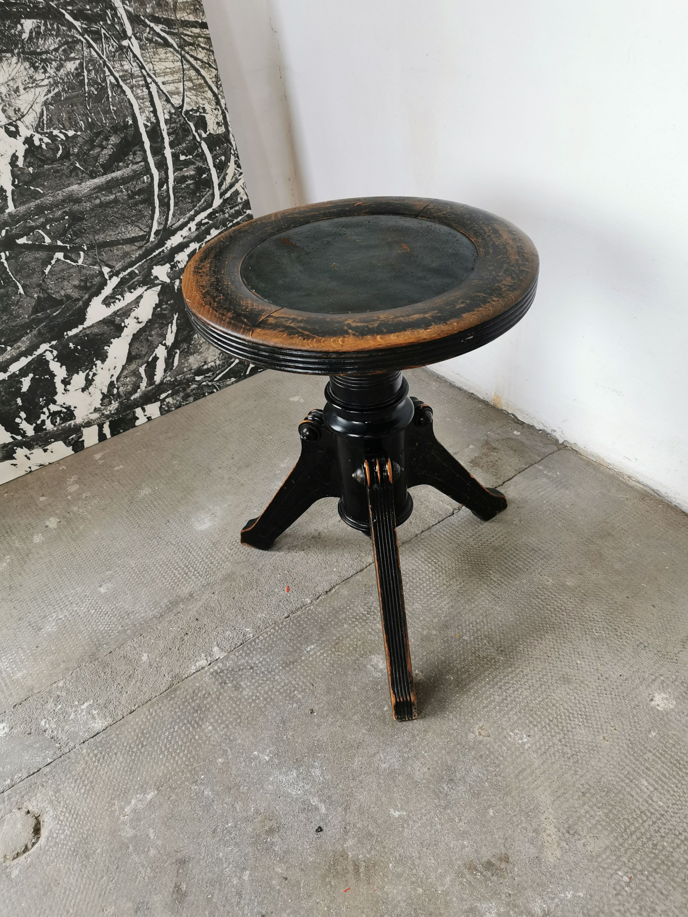 Piano stool 1930
