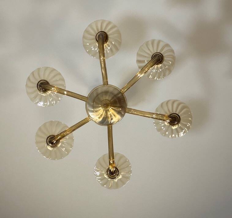 Venetian chandelier in gilded Murano glass by Venini circa 1920, 6 light arms.
