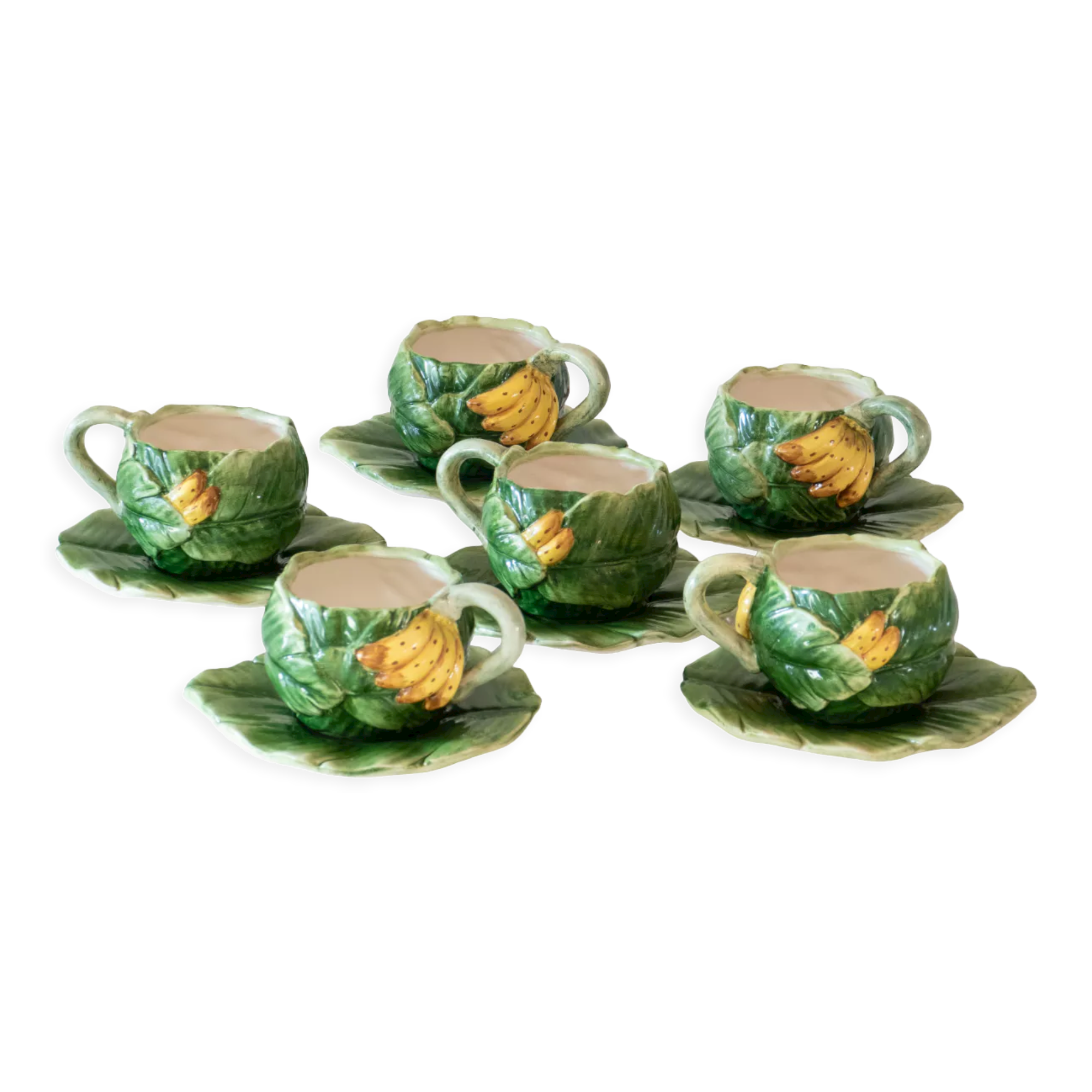 Set of antique banana-slurry cups, rare model