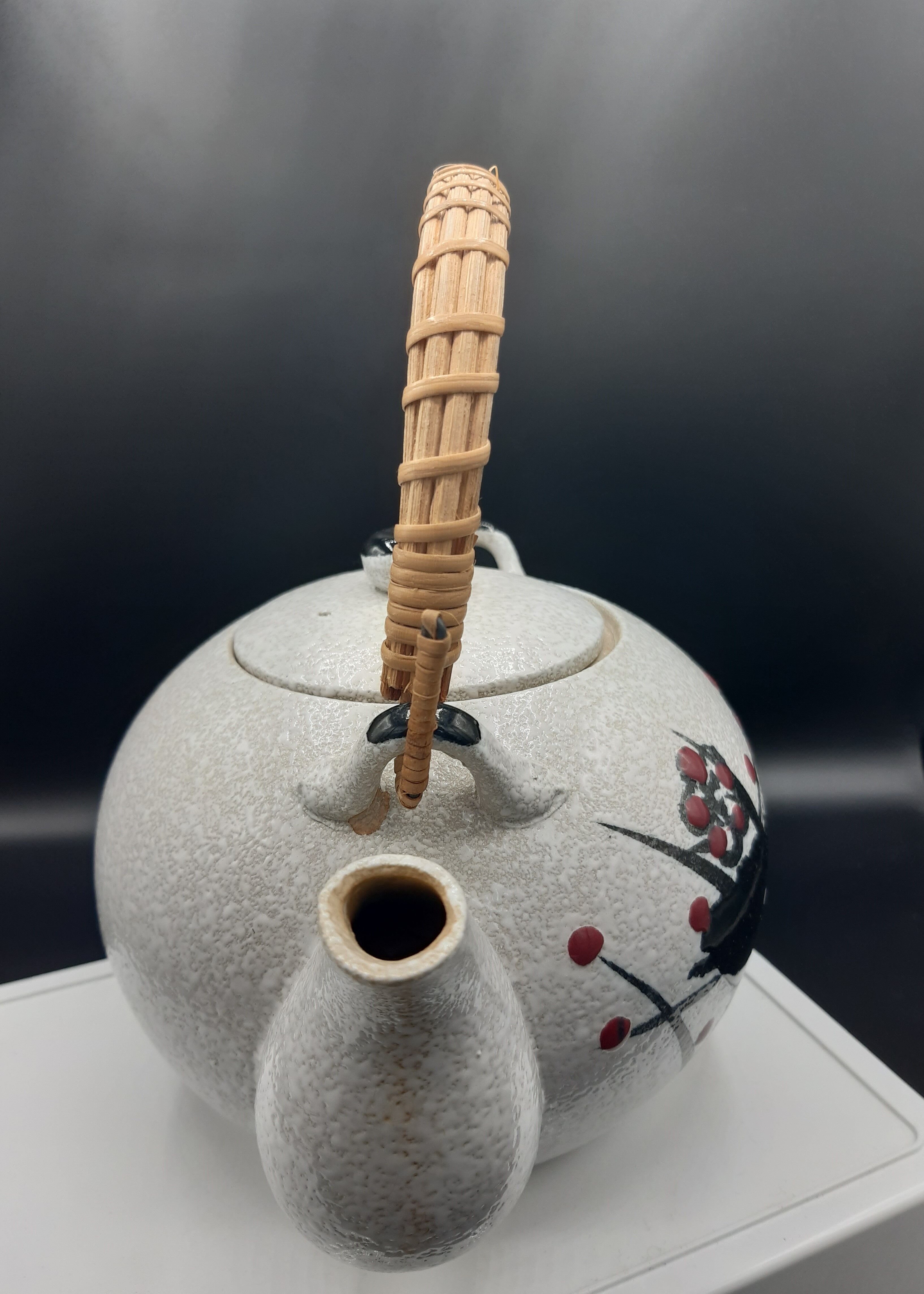 Teapot and 5 cups inspired by Japan
