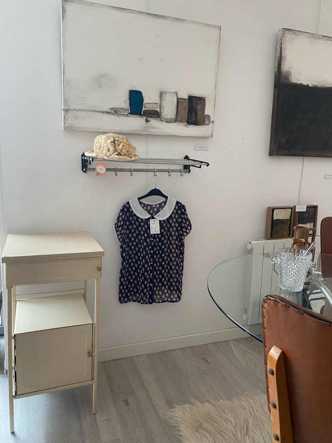 1950s wall-mounted locker