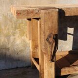 Carpenter's workbench
