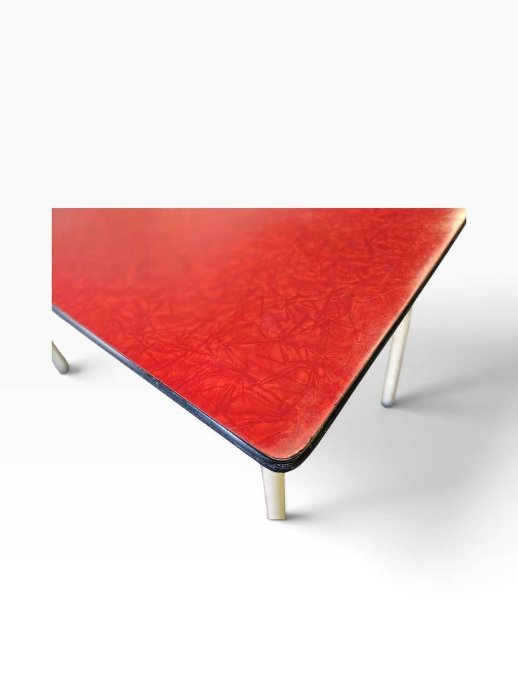 Vintage side table/desk in red formica.