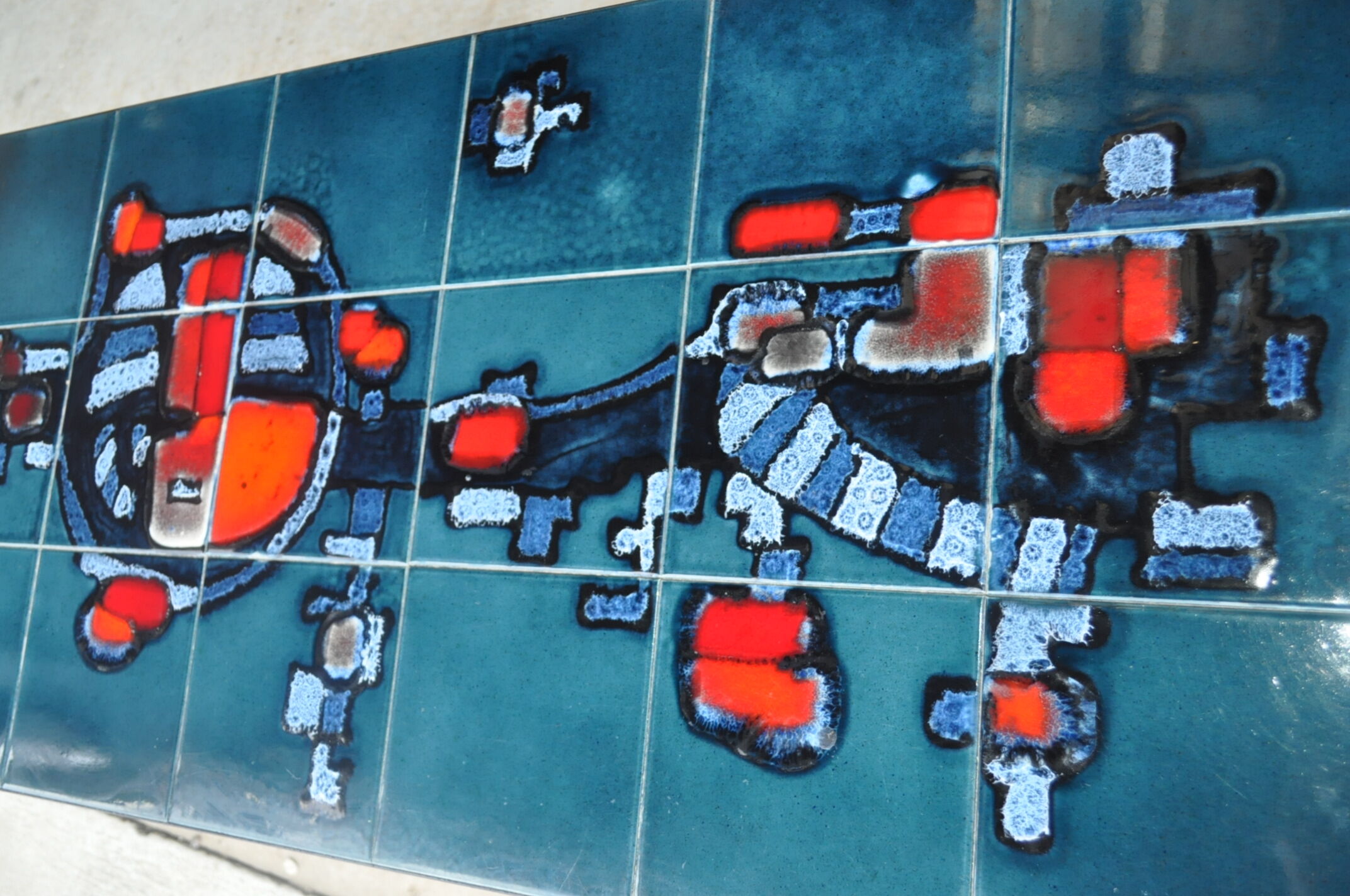 Vintage 70s coffee table.