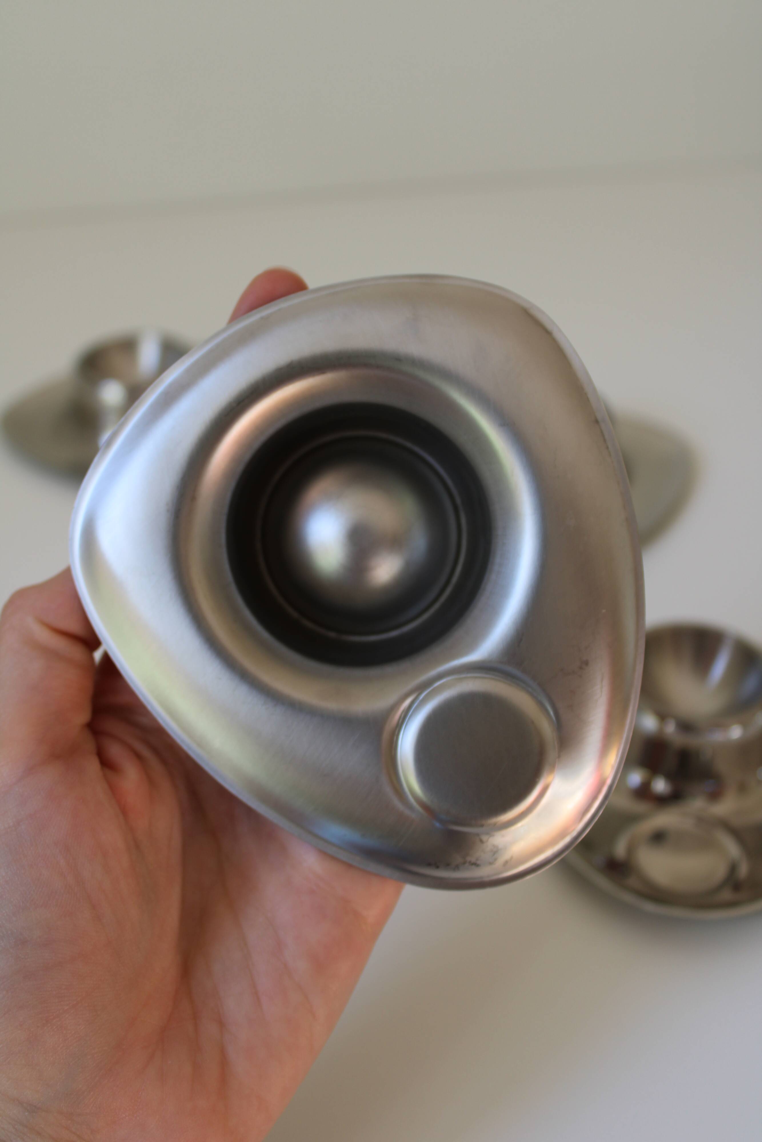 4 stainless steel space age vintage egg cups